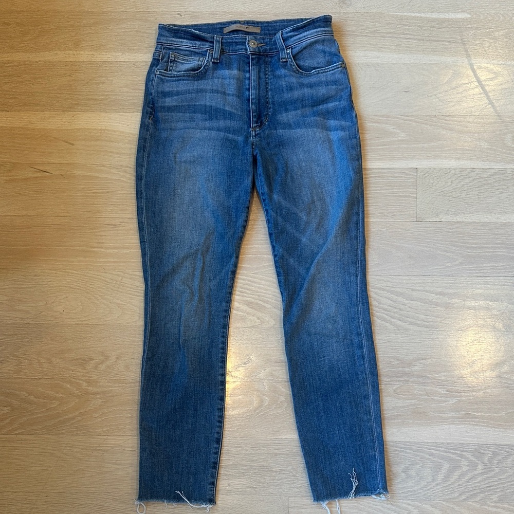 Joe’s Jeans Classic Blue Denim Skinny Jeans